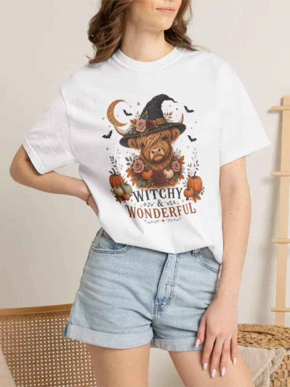 Witchy and Wonderful Cow Halloween T-Shirt Size Large New